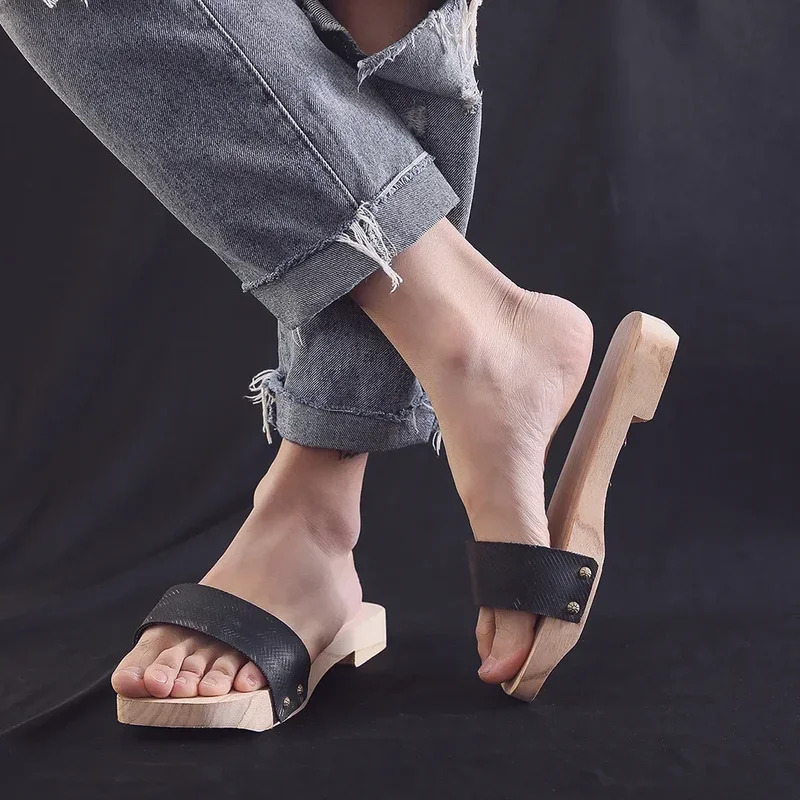 Geta Wooden Sandal - Jemma Leong Japanische Anime Schamane König